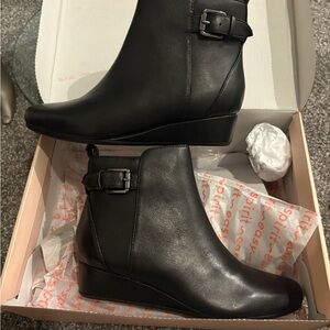 Easy spirit  ankle boots